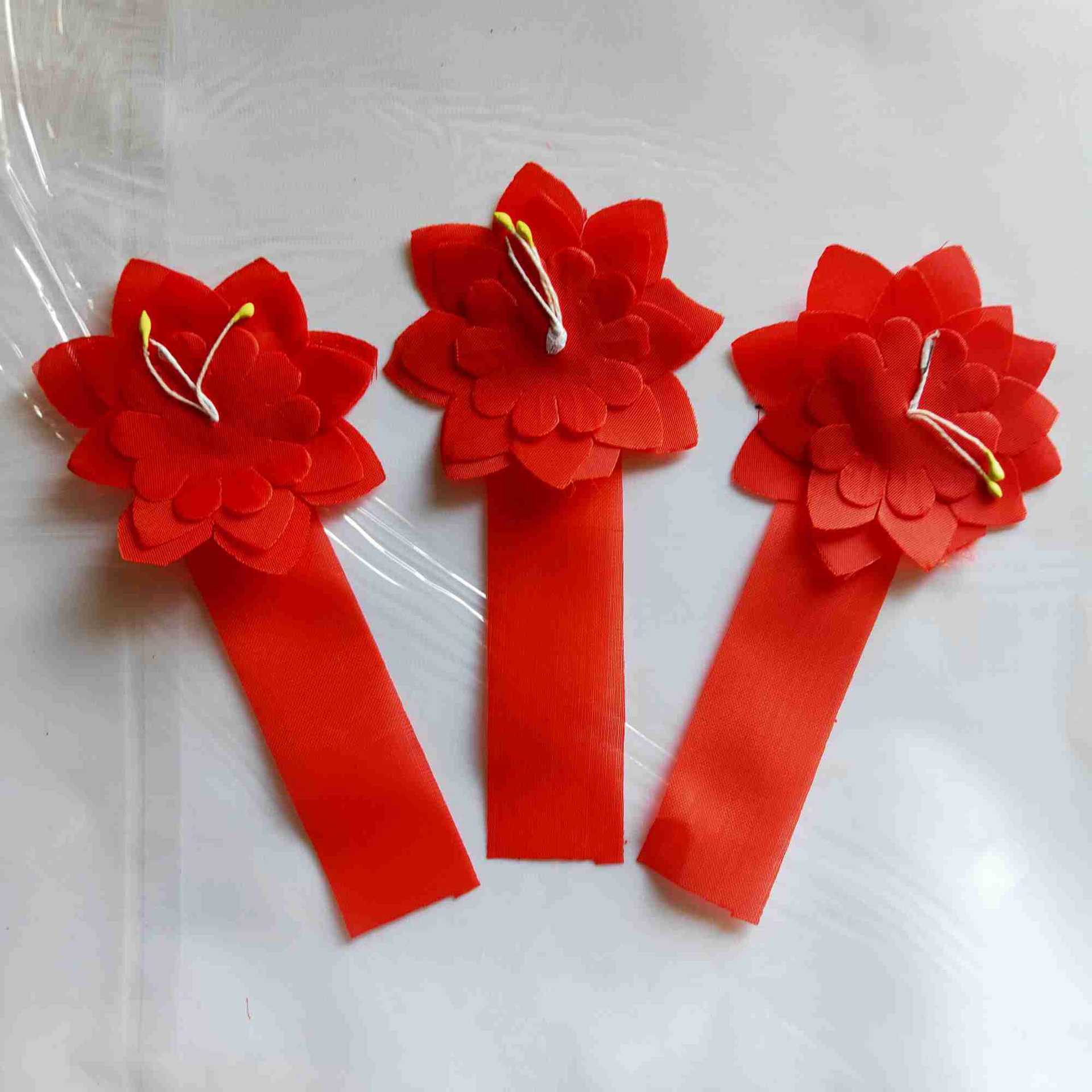 Похоронные принадлежности красная бутоньерка для мемориальной службы