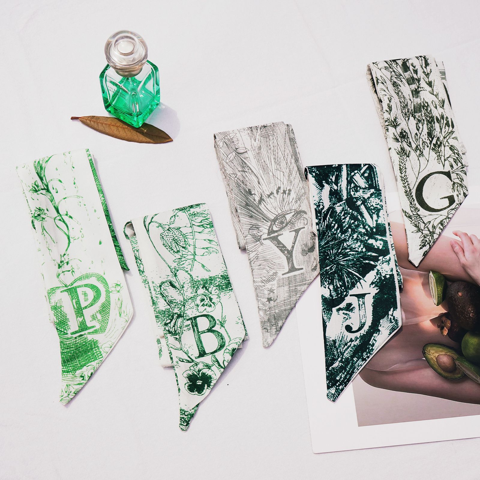 Super Beautiful 26 Letters Long Silk Scarf Headband Mid-Autumn Festival Gift Box Versatile Tying Bag Streamer Companion Gift Box Ribbon