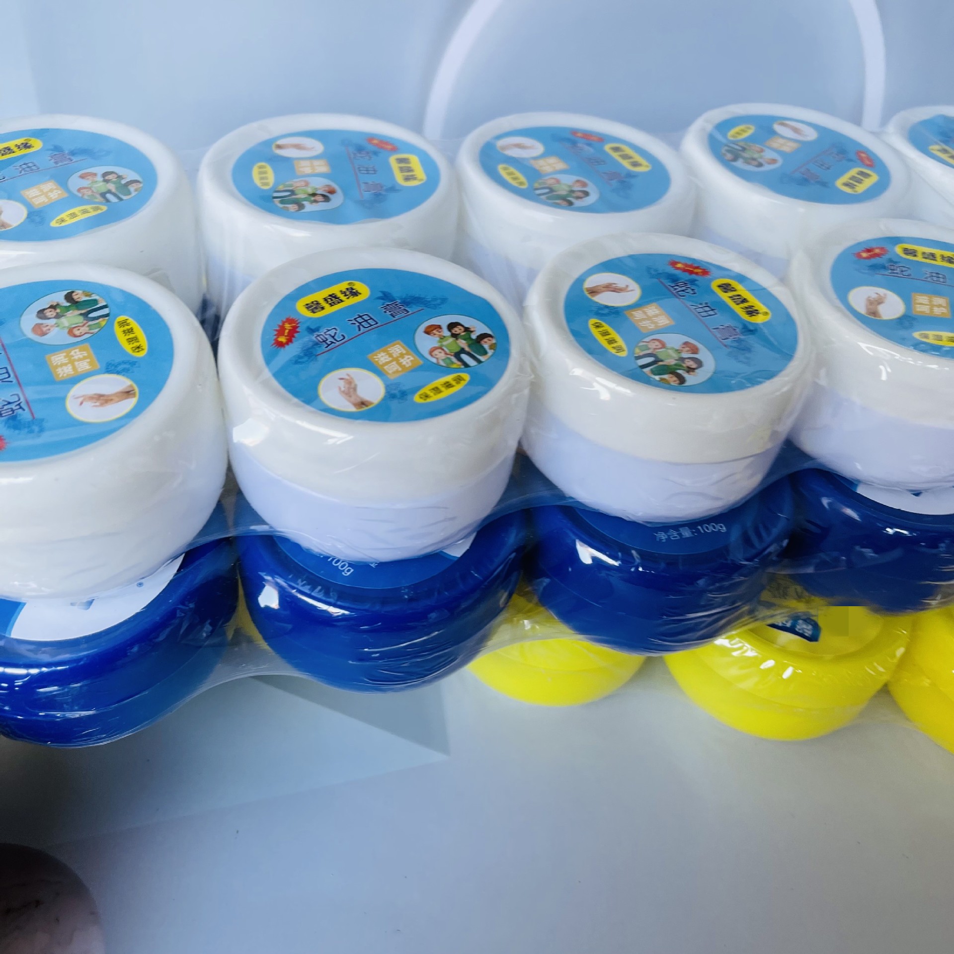 Boxed Hand Cream Moisturizing Hand Cream Daily Household Hand Outdoor Moisturizing Cream 1 Yuan 2 Yuan Supply Wholesale