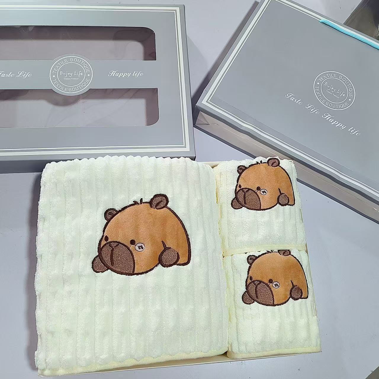 Towel and Bath Towel Set, Two-Piece Set, Cute Capybara Face Wash, Household Cartoon Bathing, Beach Coral Velvet