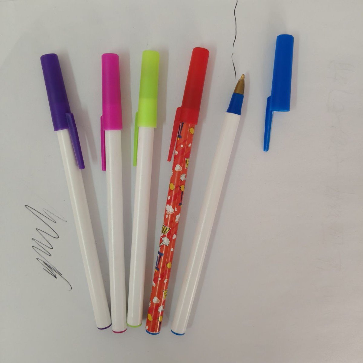 Christmas and Birthday Themed Ballpoint Pen, Small Order, Black Refill, High Quality Source Factory Supply