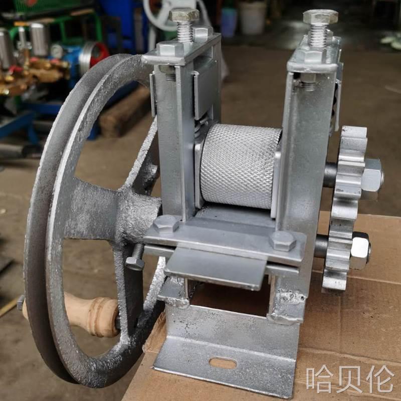 Machine Breaking Bamboo Strip Maker Bamboo Strip Tool Machine Bamboo Breaking Machine Bamboo Breaking Machine Hand-cranked Bamboo Lamination Machine Layer Breaking Machine Bamboo Strip Breaking Machine