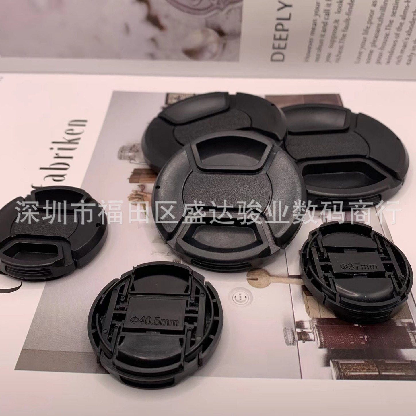 Wholesale Lens Cover with Wordless Middle Pinch Slr Camera Lens Protective Cover Without Label Dust Cover Anti-Lost Rope Manufacturer