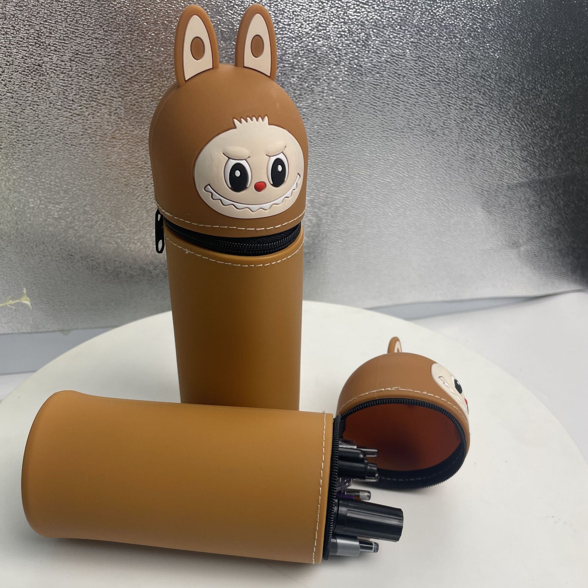 Simple Cartoon Children's Silicone Pen Holder for Primary School Students, Large-Capacity Multi-Functional Storage Bag, High-Value Stationery Storage Box