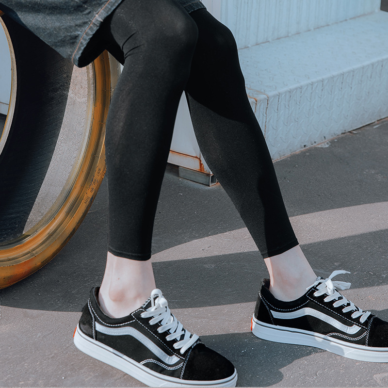 Skin Color Invisible Sunscreen Leg Covers, Ice Silk Cool Feeling Military Training Artifact, Anti-Uv Calf Socks, Light and Breathable Leg Protection