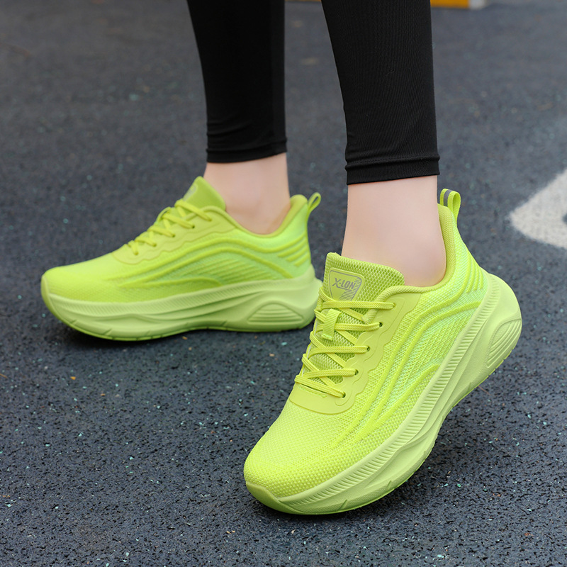 Sports shoes for senior high school entrance examination female junior high school students running shoes shock-absorbing shoes for girls standing jump shoes breathable lightweight aerobics shoes
