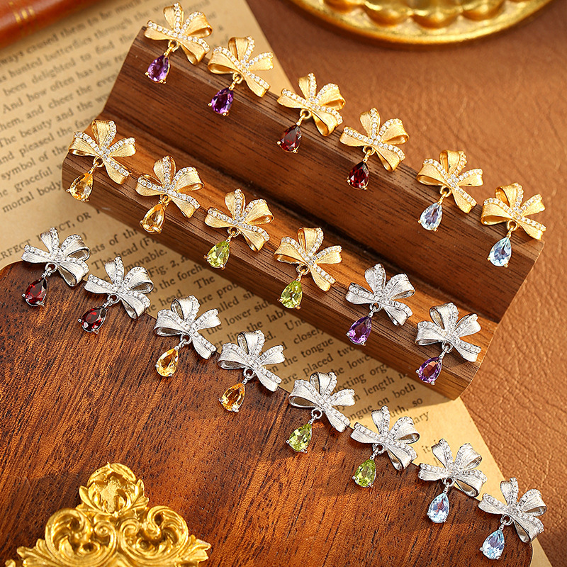 Natural Crystal Stone Earrings for Women, S925 Sterling Silver Earrings, High-End Brushed Craftsmanship, Niche Accessible Luxury Accessories for Women