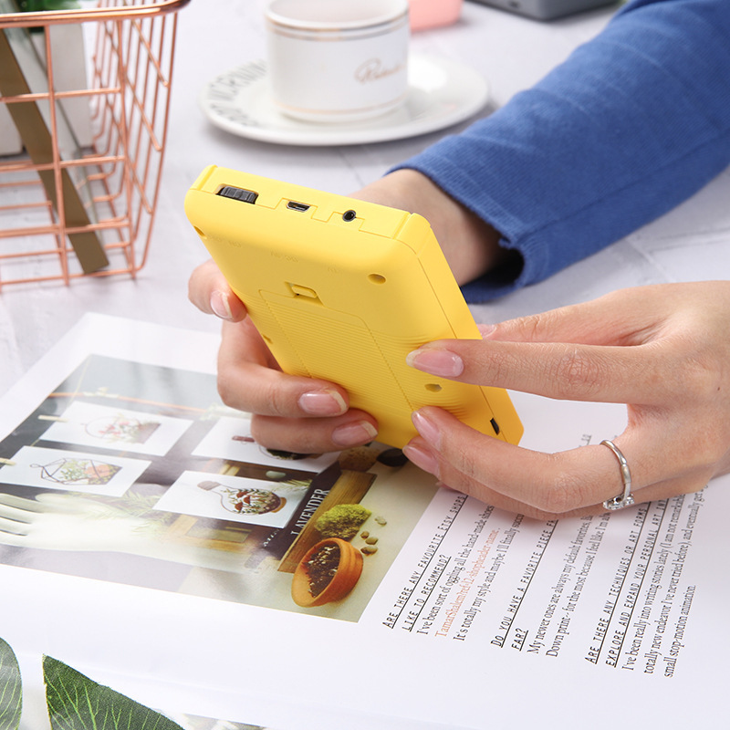 Game console handheld game console 400-in-one retro nostalgic children's two-person game console HD large screen handheld