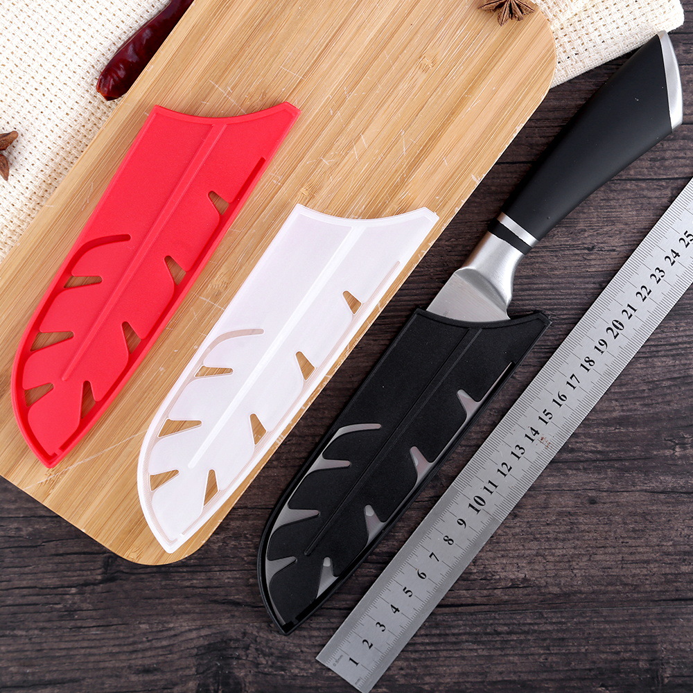 Yangjiang Xingye injection molding factory Leaf brand three-color inventory Japanese kitchen knife set feather shape good knife sheath