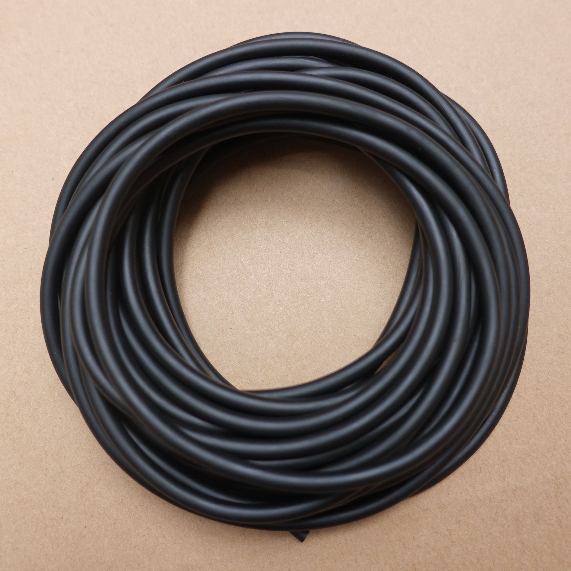 Slingshot latex tube tension tube manufacturers wholesale 2040 round rubber band 2*4 plain fitness Elastic Hollow tube