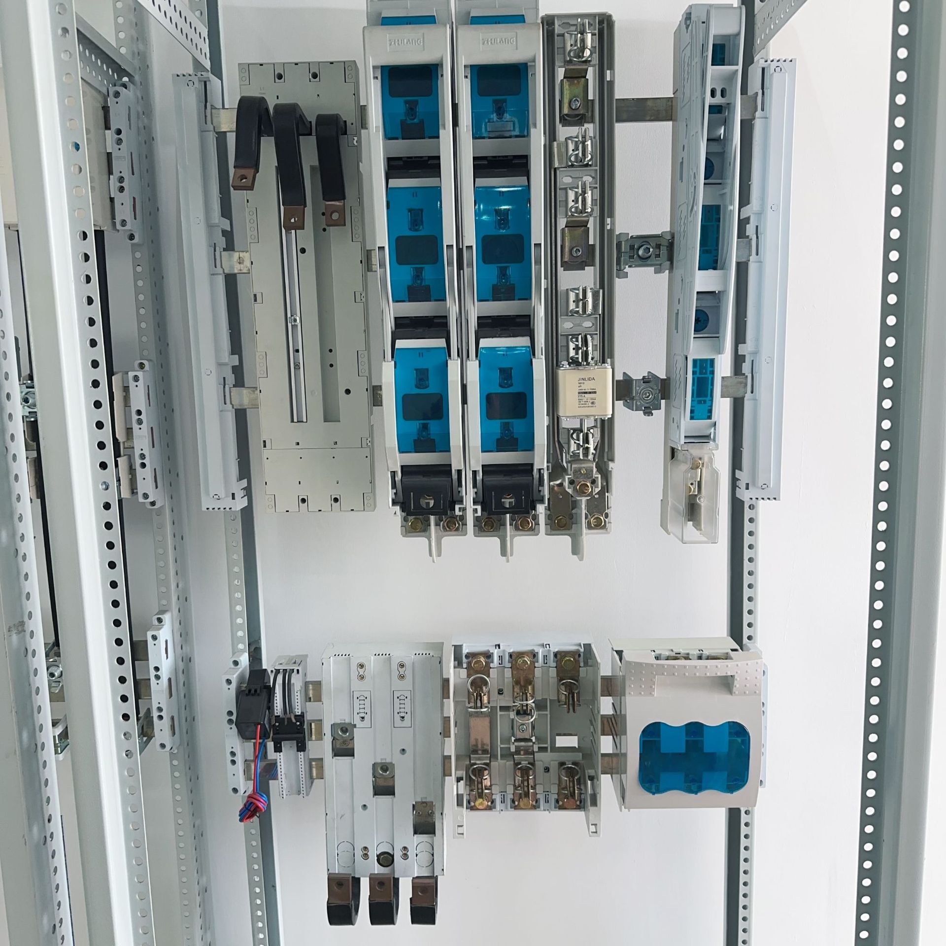 220/380V 100-1000A Smc Distribution Box Low Voltage Cable Branch Box Non-Metal Branch Box