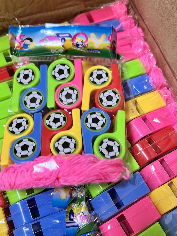 Пластиковые свистки, 12 штук, игрушки для судей, оптовая продажа