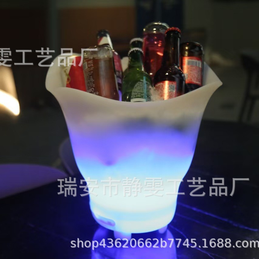 Bluetooth Luminous Ice Bucket Led Waterproof and Anti-Fall 8 Liters Large Capacity Plastic Colorful Beer Bucket with Audio and Card Insertable