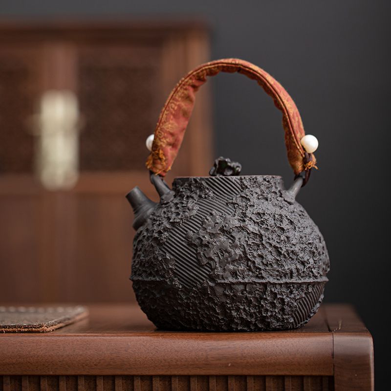 Vintage Ceramic Moon-Seeking Antique Craftsman Teapot with Handle 1000Cc Large for Home Office Tea Ceremony