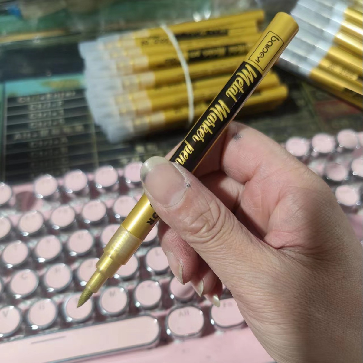 Paint color metallic marker paint marker marker large head metal marker water-based color marker