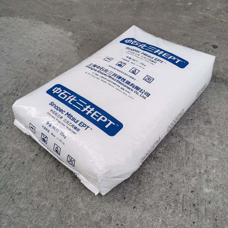 Epdm/Sinopec Mitsui/3092Pm Ethylene Content 65.9Wt% 3072Em Mooney Viscosity 51Mu