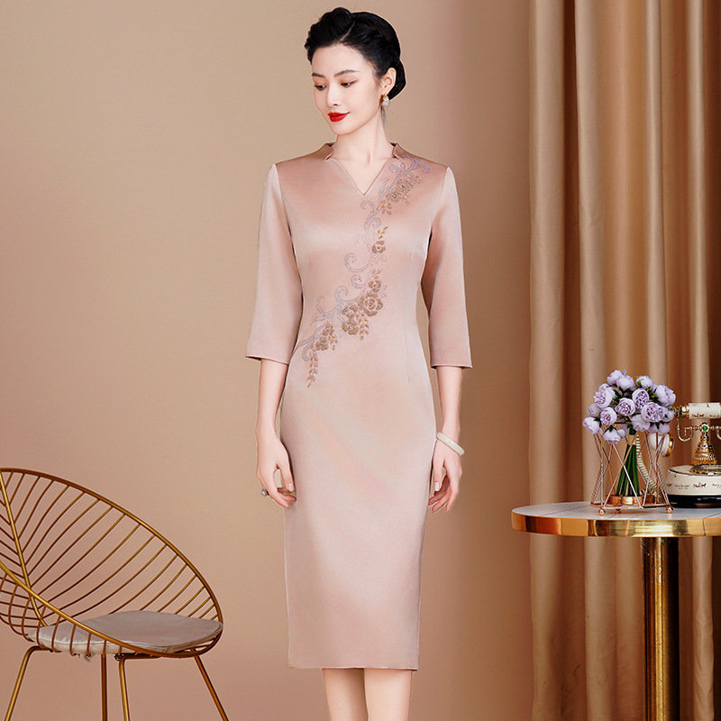 Свадебное платье для матери благородное платье для свекрови свадебное платье 2024 весна новое свадебное платье чонгсам