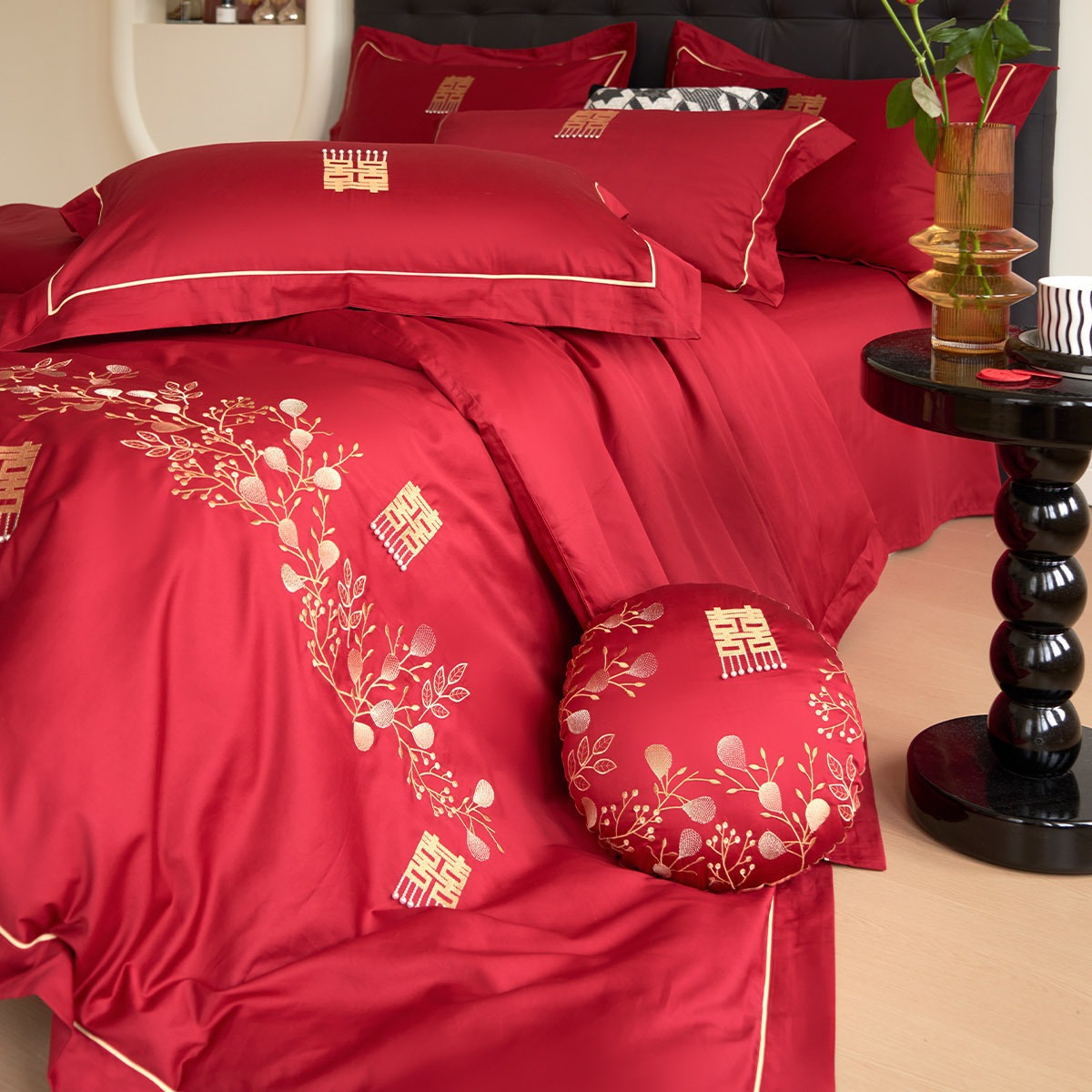 New Chinese Wedding 100 Long-staple Cotton Four-piece Double Happiness Embroidered Cotton Wedding Quilt Cover Bed Sheet Bedding