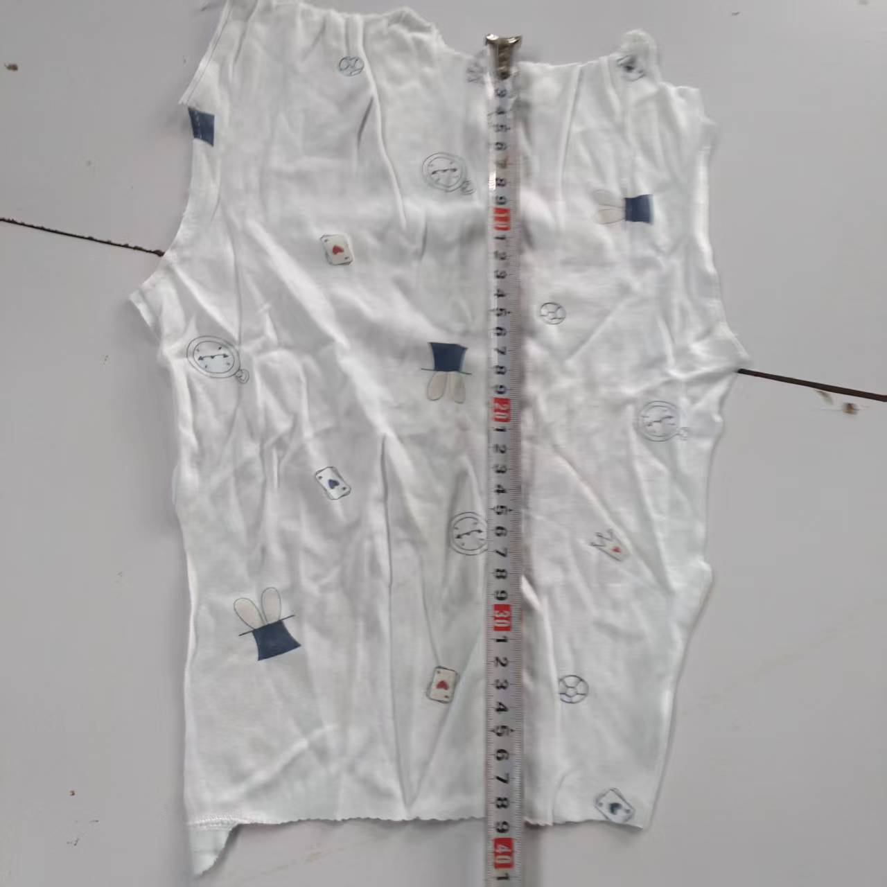 Pure Cotton Industrial Wiping Cloths Support Customization, Absorb Oil and Water, Old Cloth, Waste Cloth, Sold by the Pound, Large Cloth Scraps, Shredded Cloth Scraps