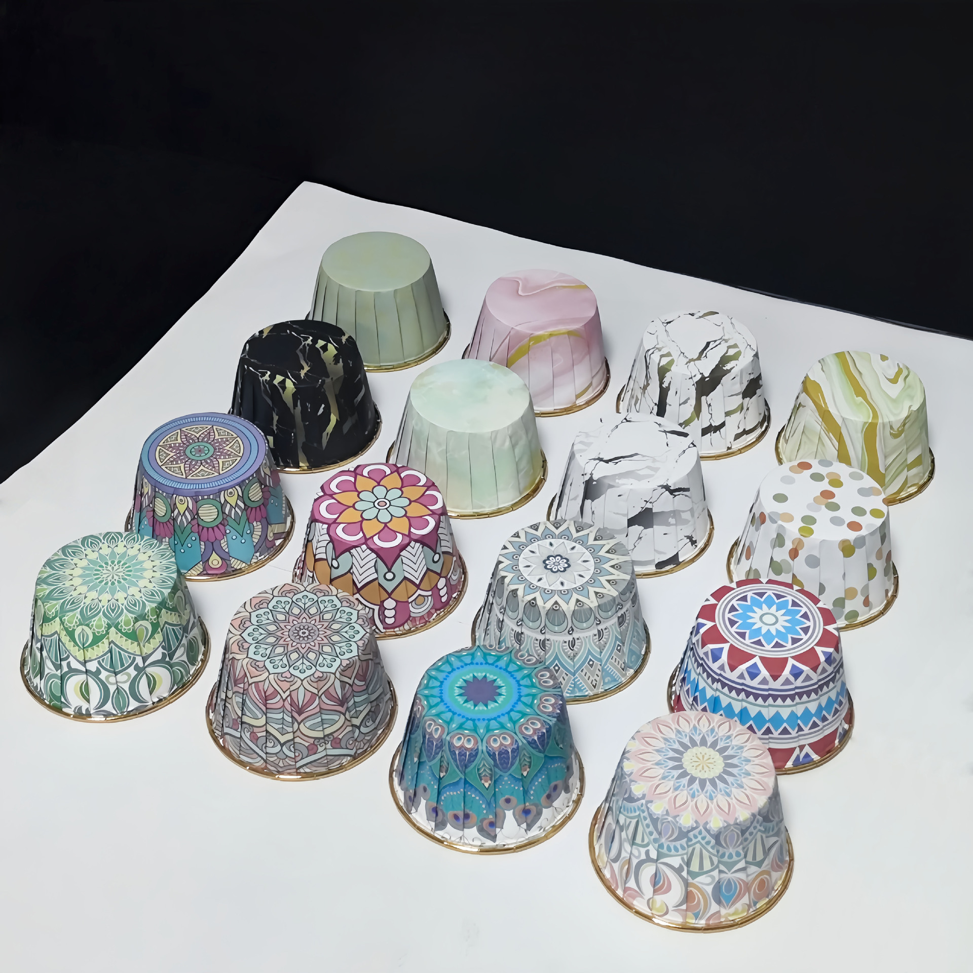 50 large size Middle Eastern pattern Bohemian golden roll cup Maffen cake paper cup baking oil-proof paper holder