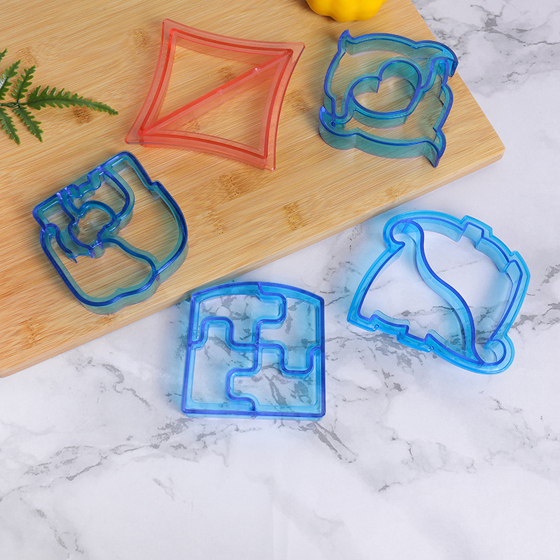 DIY Bread Cutting Puzzle-Shaped Sandwich Mold Toast Cutting Dinosaur Bread Mold Lunch Mold