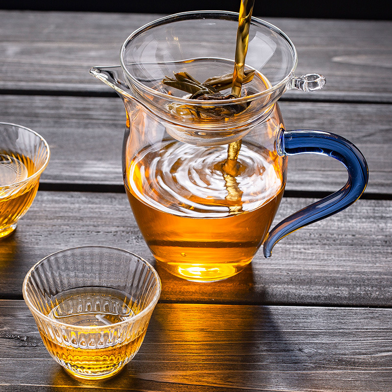 Color handle fair Cup borosilicate transparent glass Penguin male Cup office kung fu tea set tea dispenser average Cup