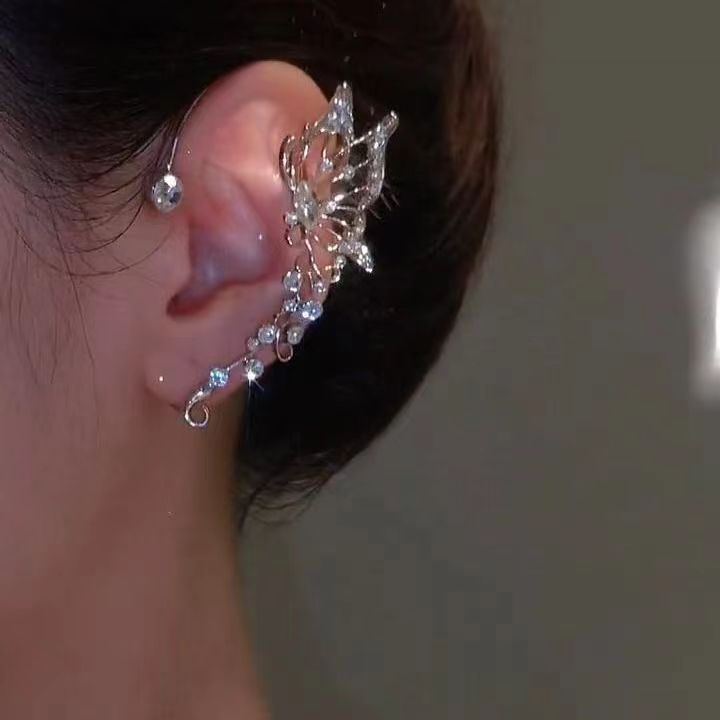 Cross-border zircon hollow butterfly ear clip one-piece non-pierced earrings niche temperament female earrings wholesale