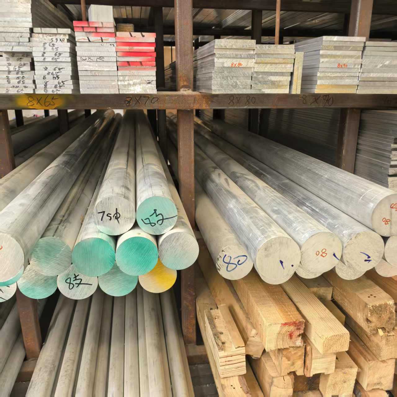 Manufacturer 6061 Aluminum Rod Large Diameter Extrusion 7075 Aluminum Rod Round Rod Zero Cut 6061t6 Solid Industrial Aluminum Rod 2A12