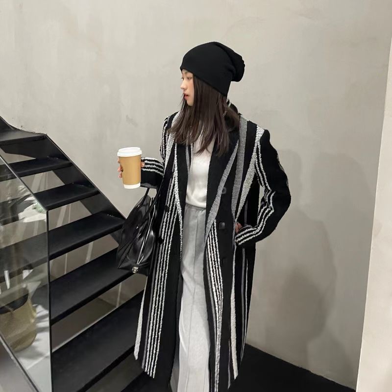 2022 autumn and winter New retro striped woolen fabric striped suit mid-length coat woolen skirt fabric