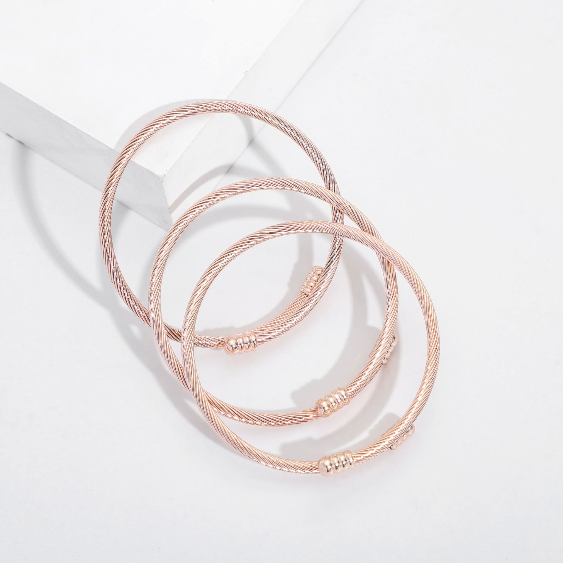 Europe and the United States cross-border 304 stainless steel twist bracelet DIY opening 14K gold rose gold steel hand ring manufacturers wholesale