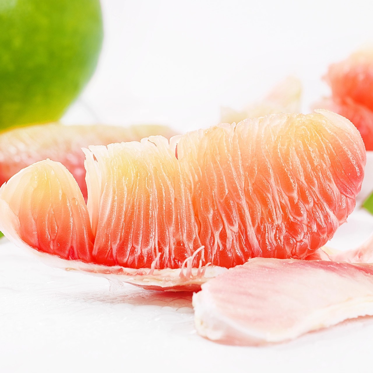 Authentic Thai Ruby ​​Green Pomelo, Red Heart Pomelo, Red Flesh Honey Pomelo, Fresh Red Heart Pomelo, Seasonal Fruit