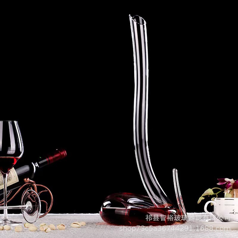 Serpentine Decanter Glass Wine Wine Quick Dispencer Wine Jug Personalized Creative Home in stock