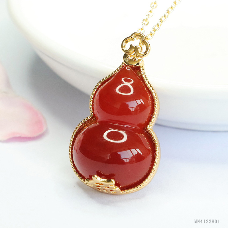 Juyu natural red agate lucky gourd pendant chalcedony necklace retro jewelry live wholesale MN4122801