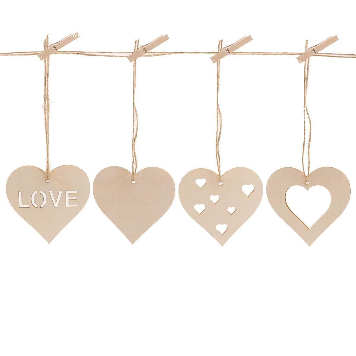 Wooden Hollow Love Decoration DIY Graffiti Heart-shaped Wood Valentine's Day Christmas Creative Home Decoration Pendant