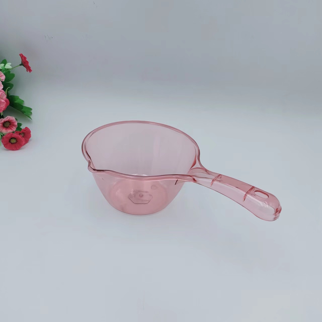 Factory supply plastic transparent water scoop can be hung water scoop thick not easy to break Crystal Scoop