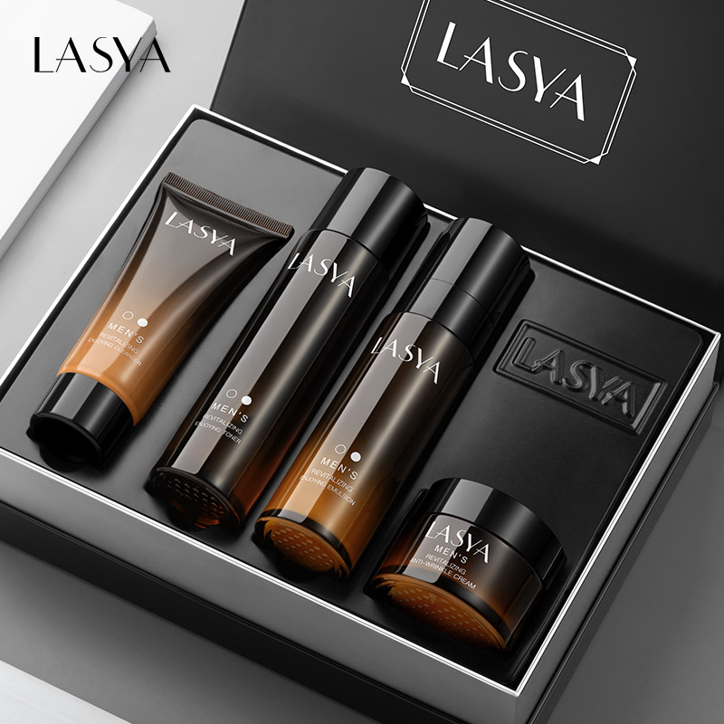 Набор LASYA для мужчин из четырех предметов, многофункциональный, увлажняющий, контроль масла, очищающее средство для лица, крем для мужчин