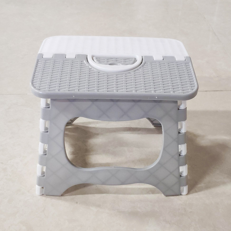 Portable Plastic Folding Stool Portable Lightweight Small Bench Kindergarten Camping Rattan-like Pony Plastic Bench