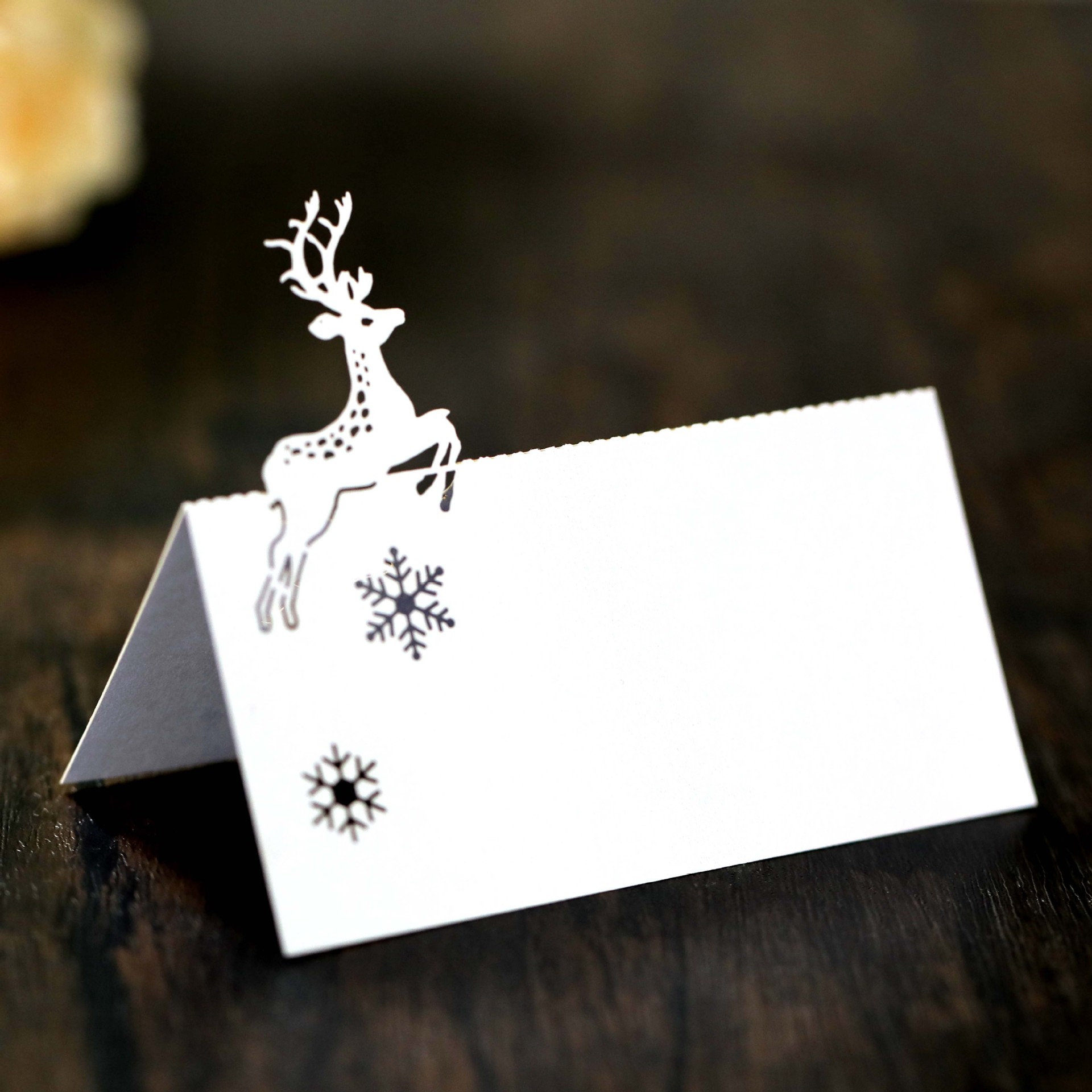 Amazon laser hollow-out beautiful deer Christmas white snowflake seat card holiday name table position card in stock