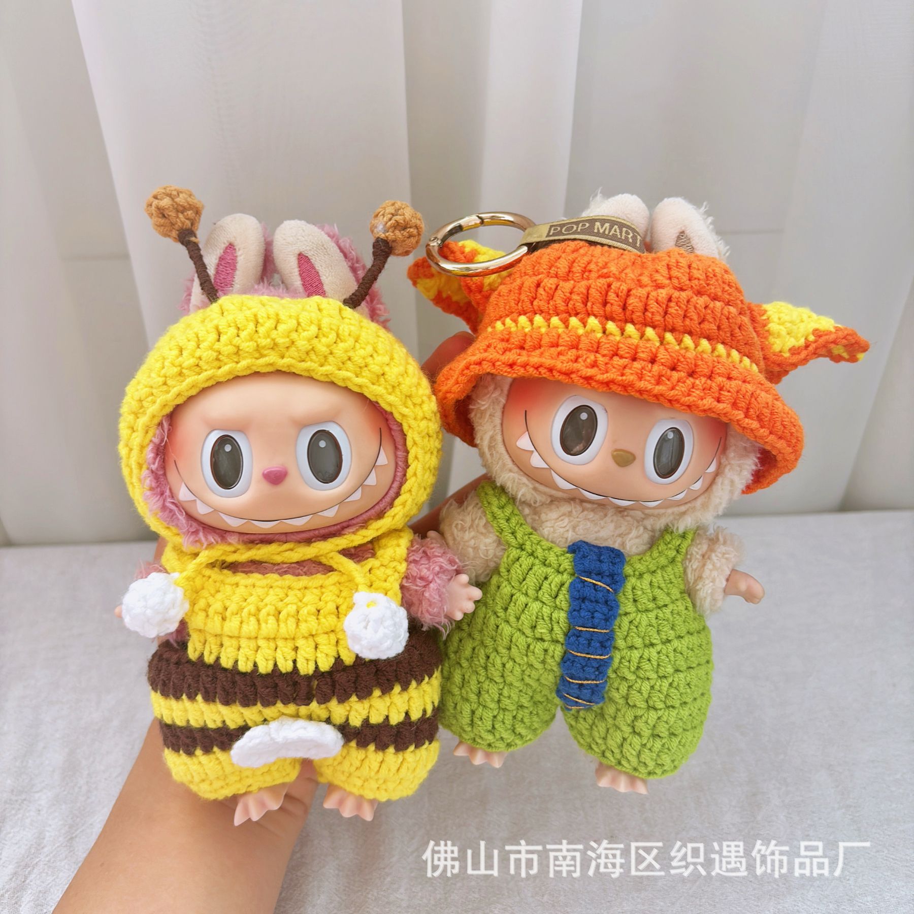 Labubu First, Second and Third Generation Doll Clothes 17cm Vinyl Doll Labubu Doll Clothes Hand-Crocheted Doll Replacement