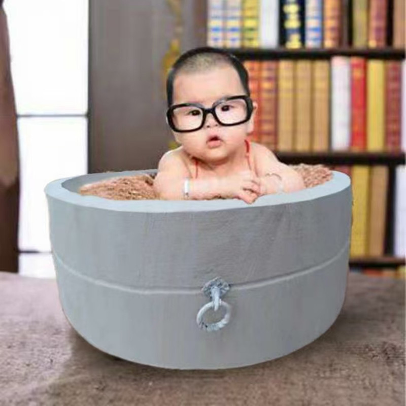 Cross-border newborn photography props basin baby Hundred Days baby auxiliary props children's photography creative bark barrel