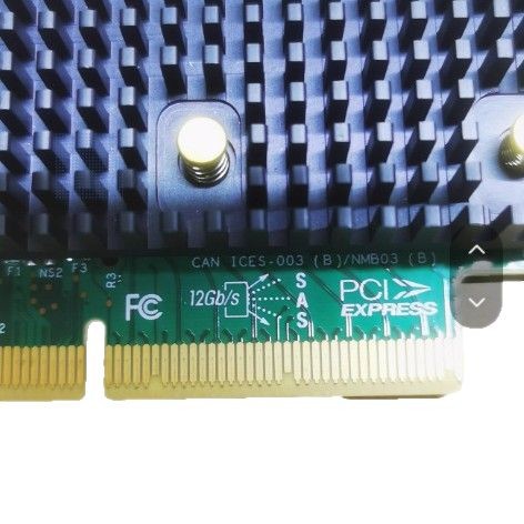 7Y37A01082 RAID 530-8i PCIe 12Gb Adapter for SR530,SR550
