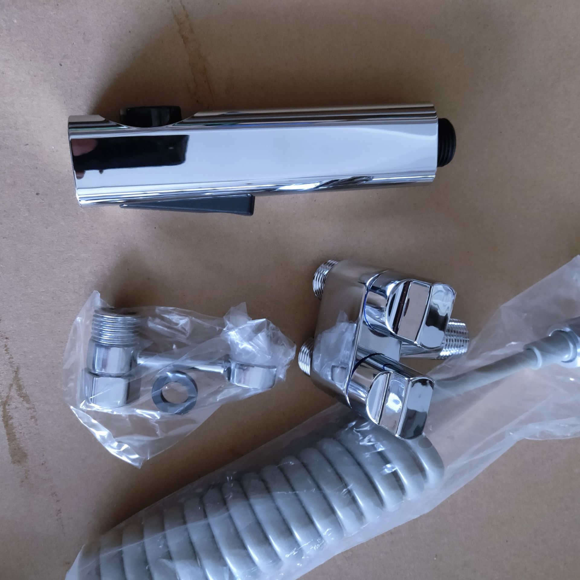 Toilet companion Flushing spray gun household toilet high-pressure spray gun flushing toilet faucet one-in-two-out faucet