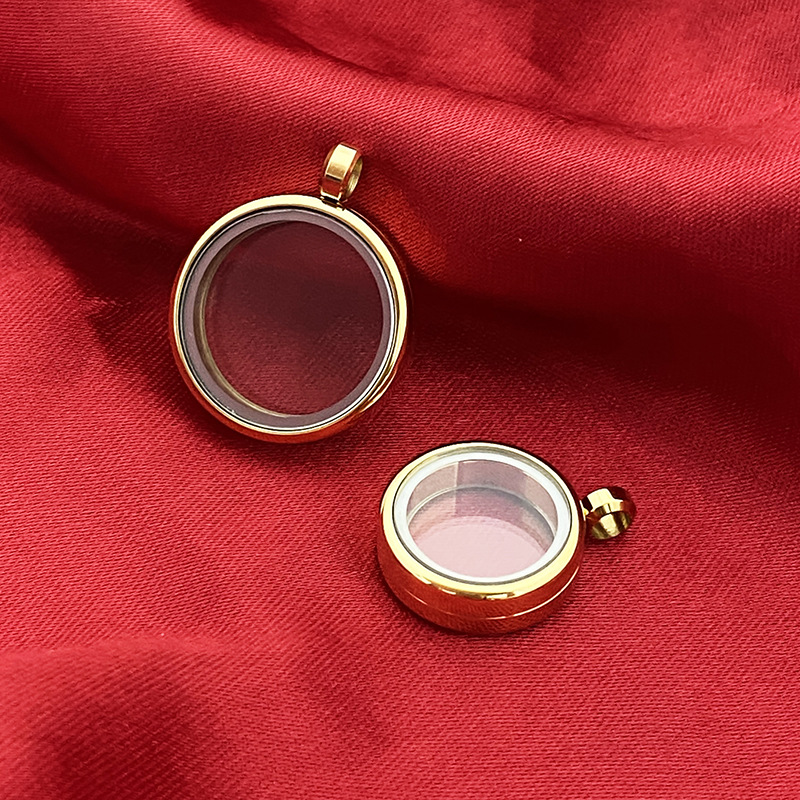 Xizang titanium steel thangka double-sided transparent glass gabu box multi-size optional hand-painted French eye pendant wholesale