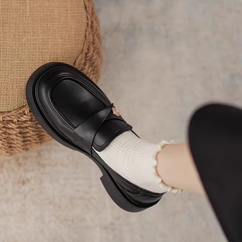 French-Style Gold Coin Loafers for Women, British Style, 2025 Spring and Autumn New Thick-Soled Chunky Heel Slip-On Leather Shoes