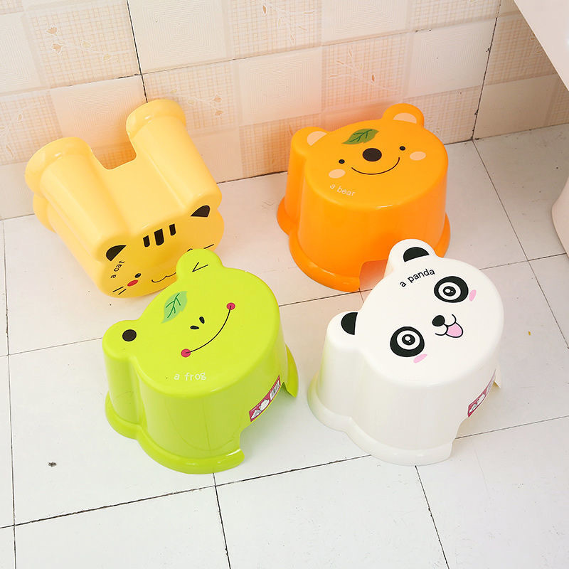 Children's cartoon small stool small bench exquisite gift advertising stool children's toys small bench binary store