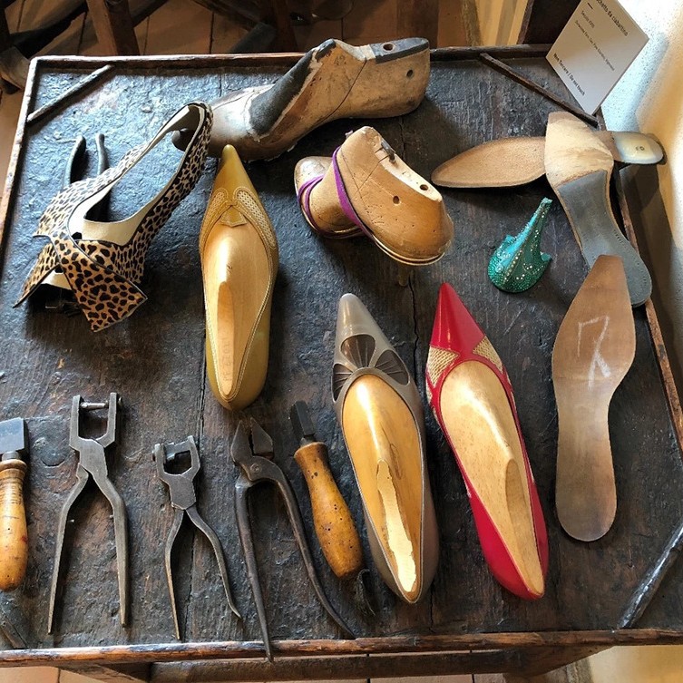 Source factory direct supply hydraulic computer servo automatic glue pen track glue before help machine supply