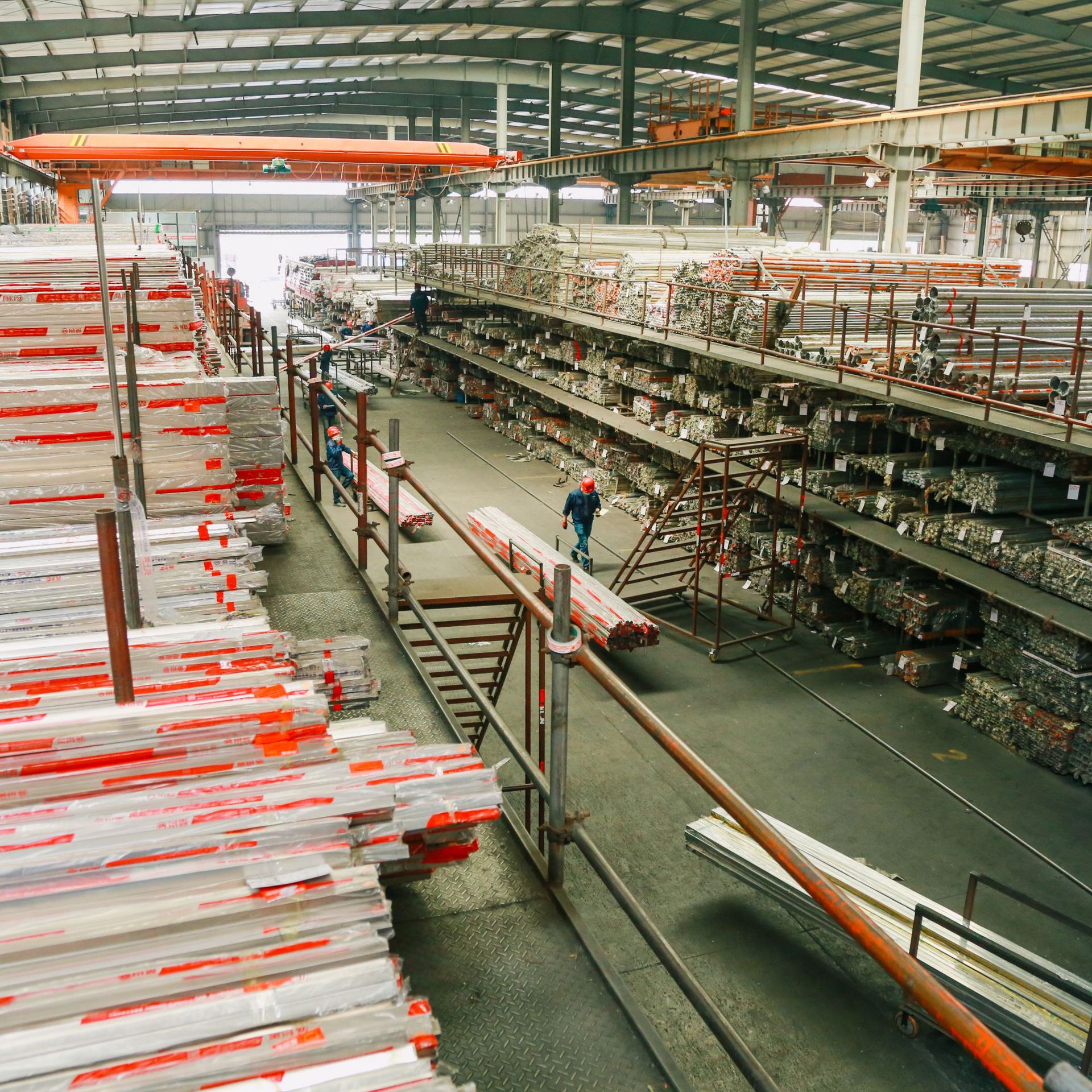 Factory Direct Sales Stainless Steel Rectangular Tube 304 Welded Bright Brushed Stainless Steel Rectangular Tube Spot Wholesale