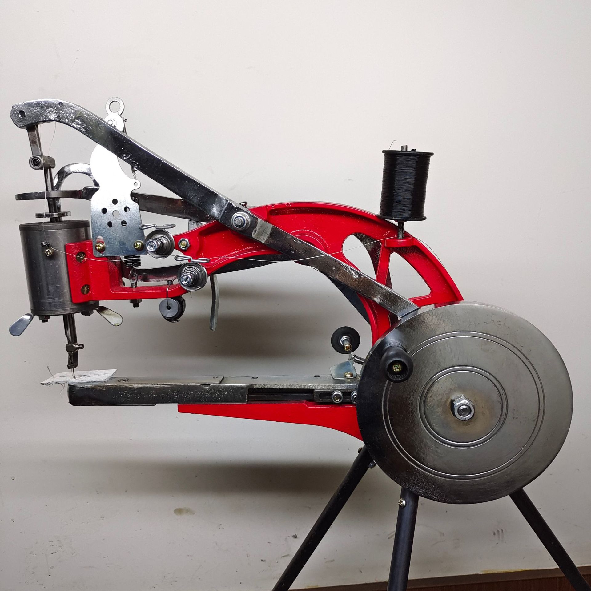 Mucy DelIe I Shoe RepaIr MachIne, Hand-cranked Shoe RepaIr MachIne, Shoe SewIng MachIne, ElectrIc Shoe RepaIr MachIne, Shoe ThreadIng MachIne