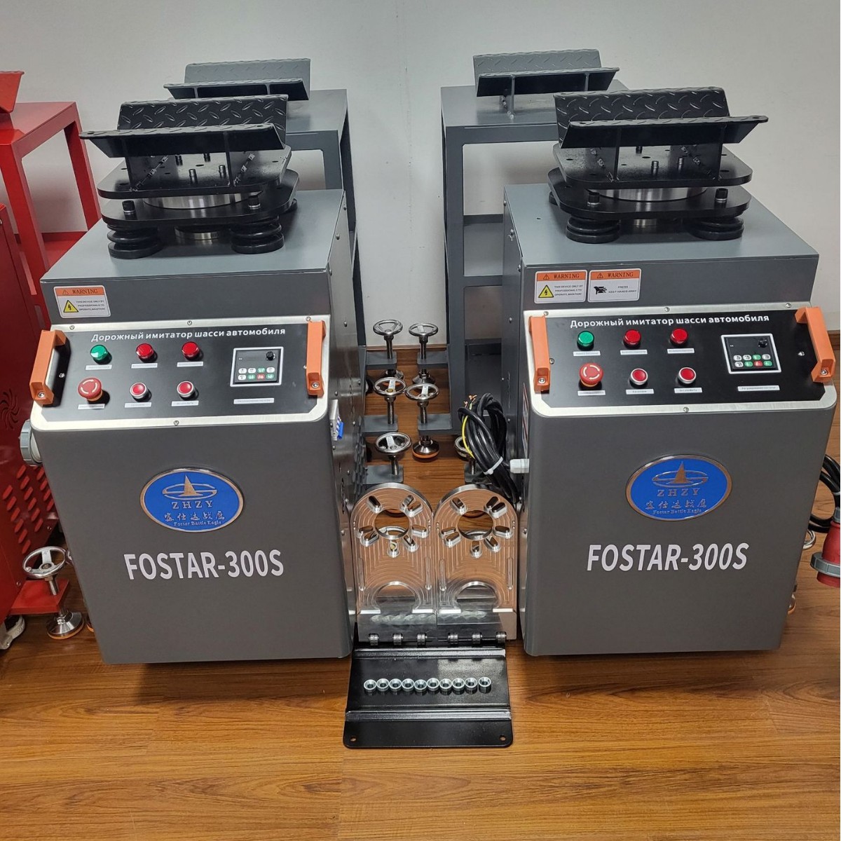 Russian Russian Series Cross-Border E-Commerce Automobile General Chassis Noise Detection Road Simulator Vibration Test