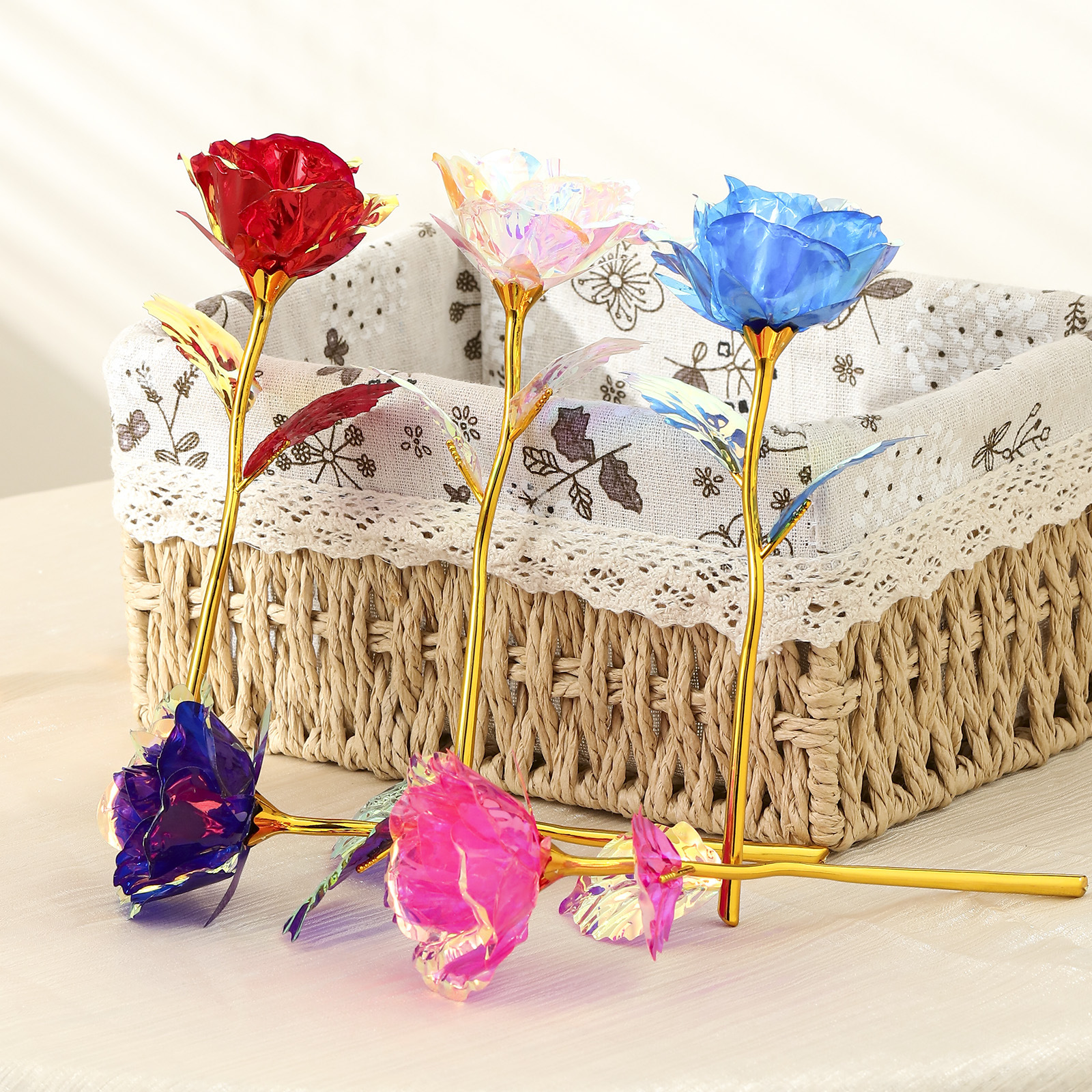 18см маленький размер магическая цветная золотая роза подарочная коробка аксессуары оптом День святого Валентина пластиковая крышка цветок